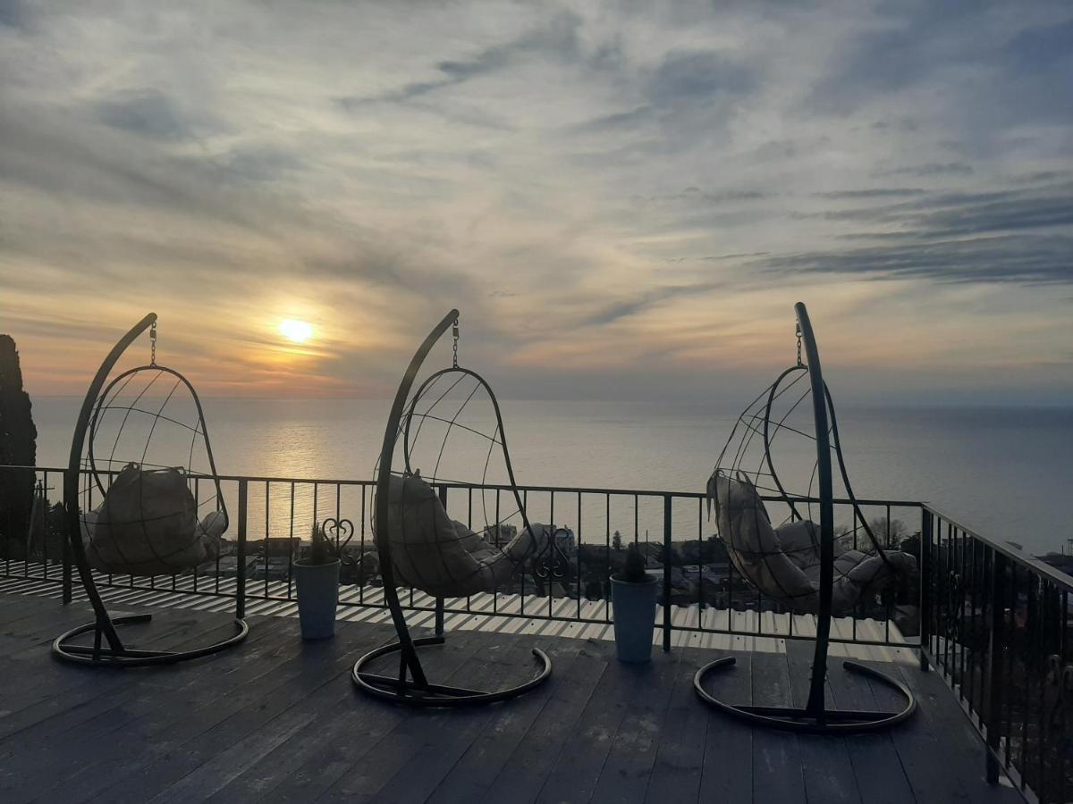 Vysota Hotel Gagra Eksteriør billede